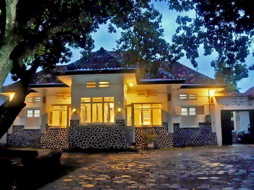 Reddoorz Syariah Near Wijilan Yogyakarta Hotell Exteriör bild